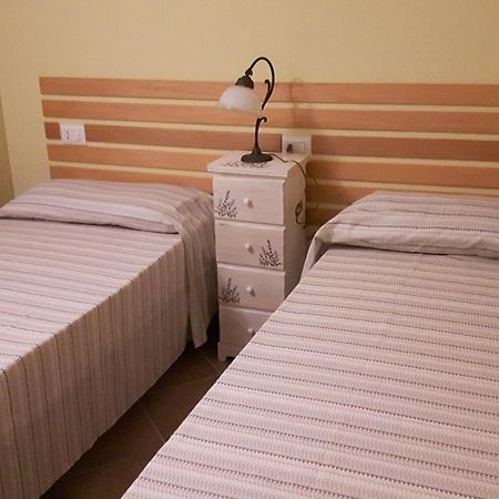 B&B La Villetta Rossa Anzio Exteriör bild
